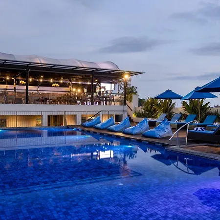 J4 Hotels Legian Exterior photo
