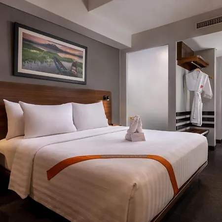 J4 Hotels Legian Exterior photo