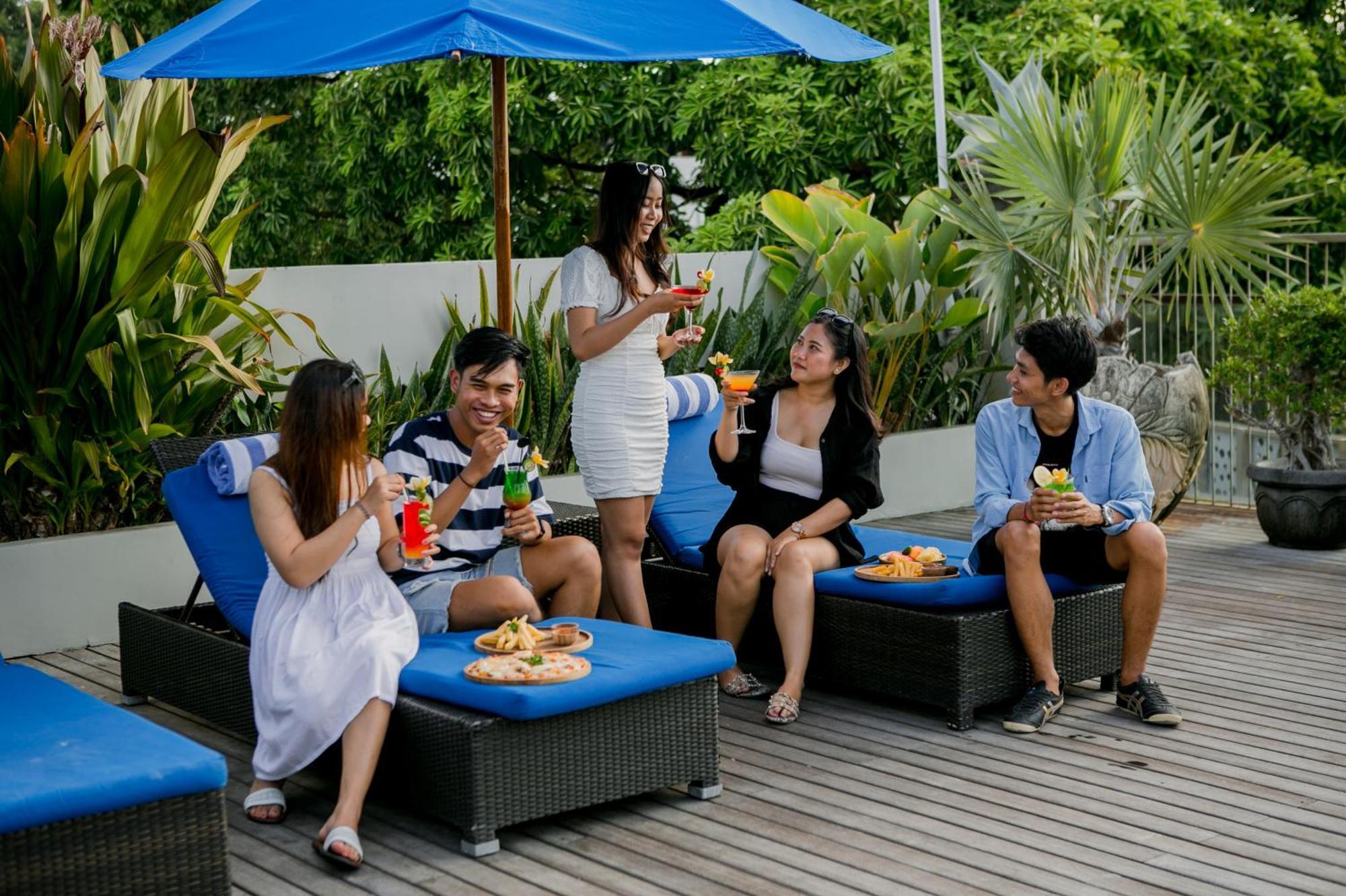 Hotel J4 Legian