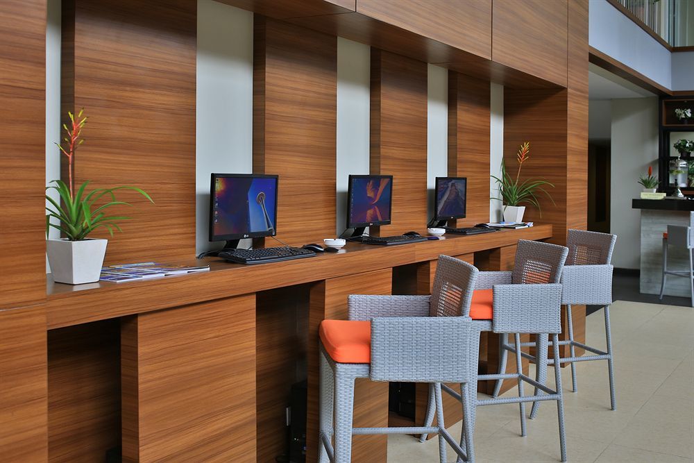 J4 Hotel Legian